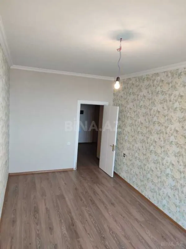 Satılır 2 otaqlı mənzil 70 m²
