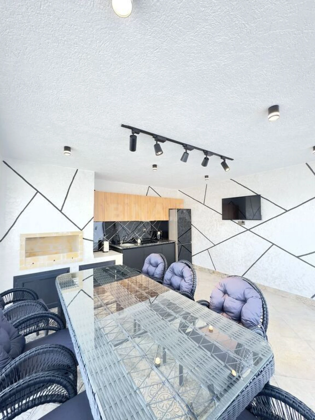 Satılır 4 otaqlı həyət evi 170 m²