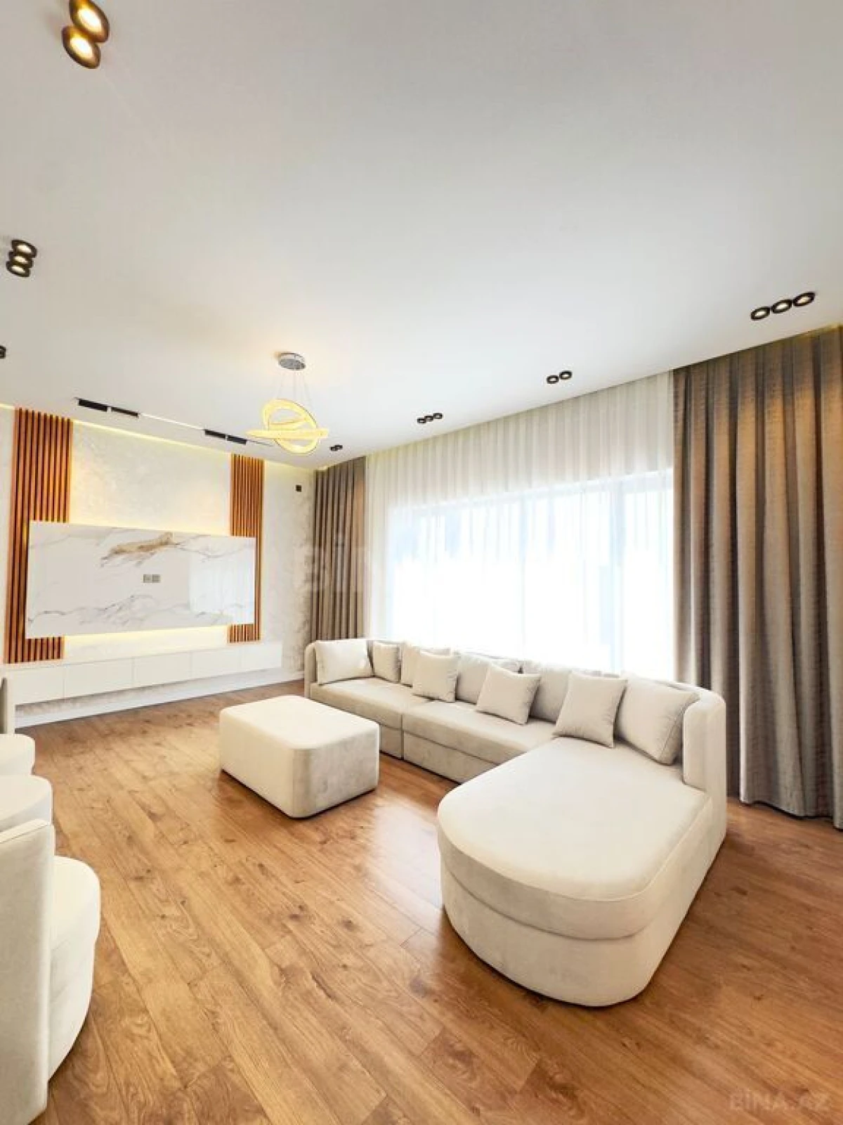 Satılır 4 otaqlı həyət evi 170 m²