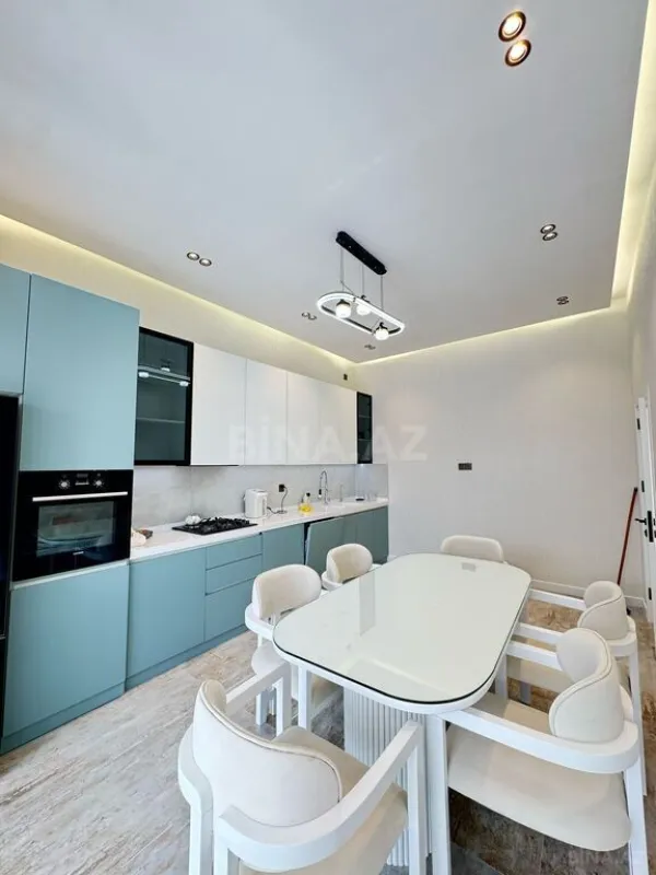 Satılır 4 otaqlı həyət evi 170 m²