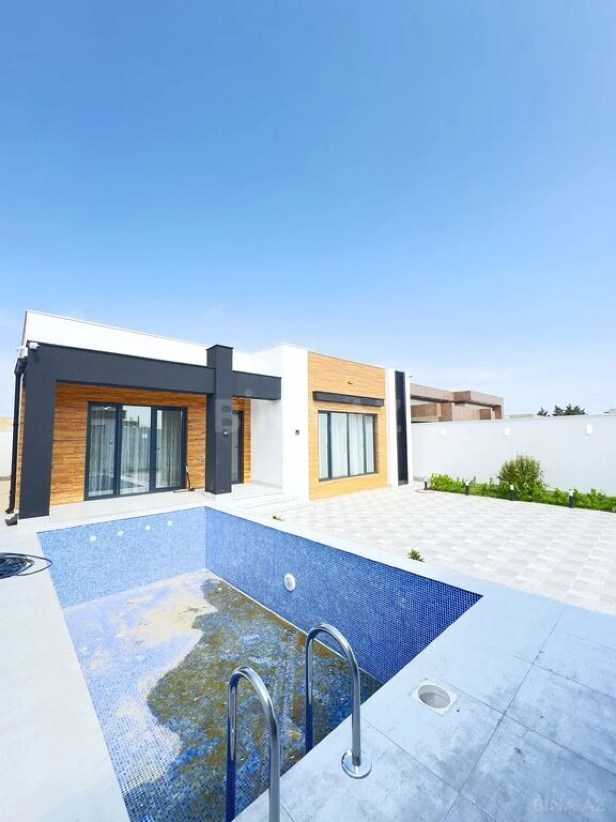 Satılır 4 otaqlı həyət evi 170 m²