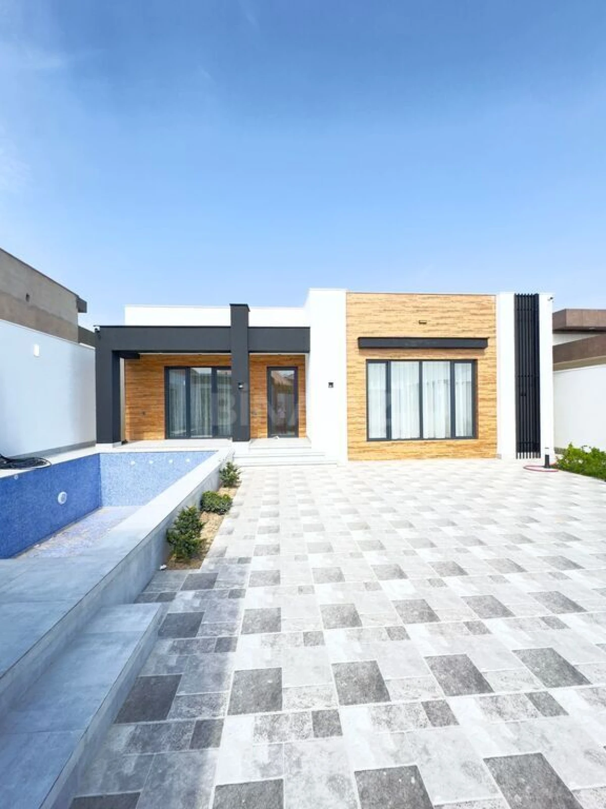 Satılır 4 otaqlı həyət evi 170 m²