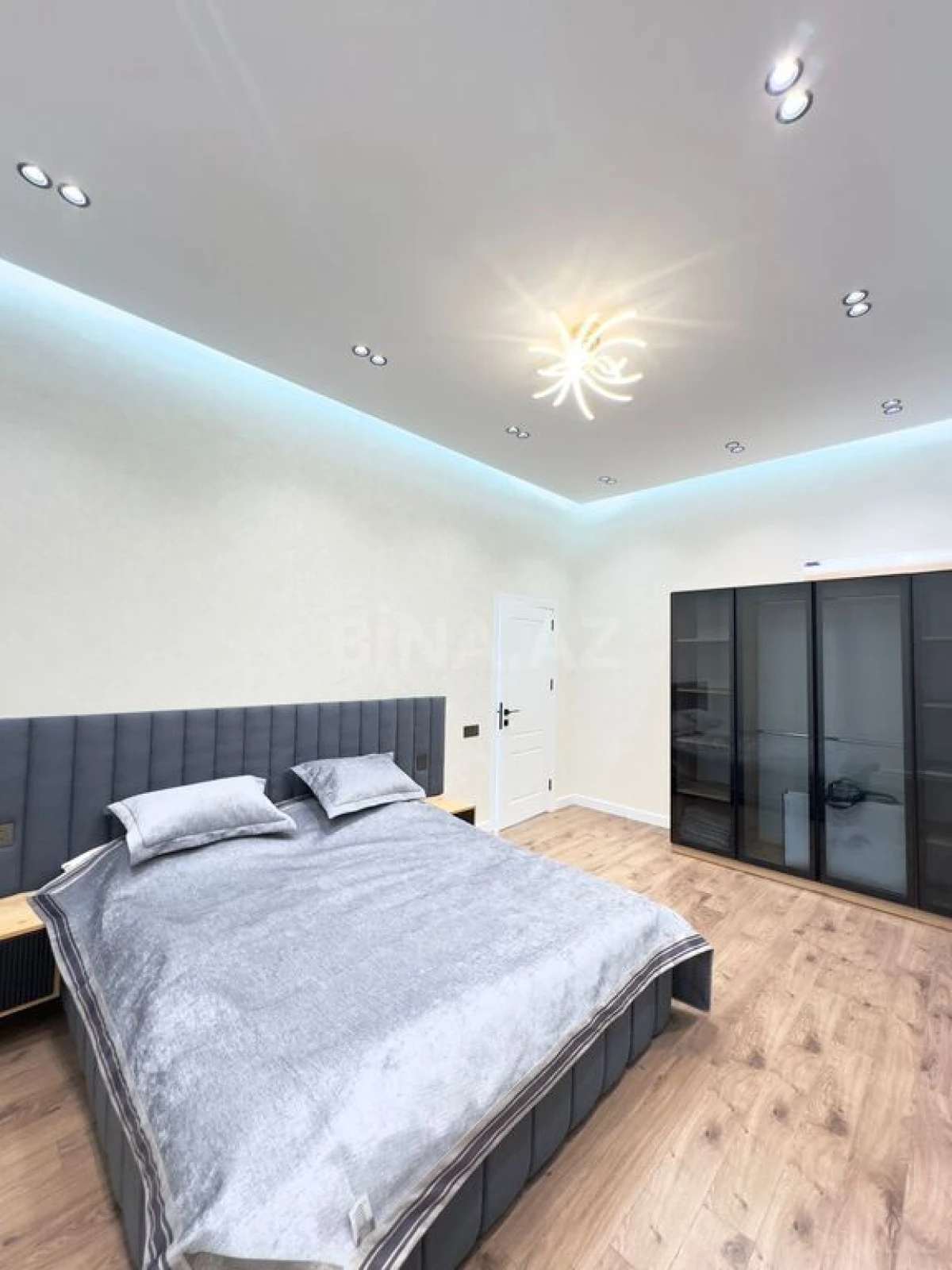 Satılır 4 otaqlı həyət evi 170 m²