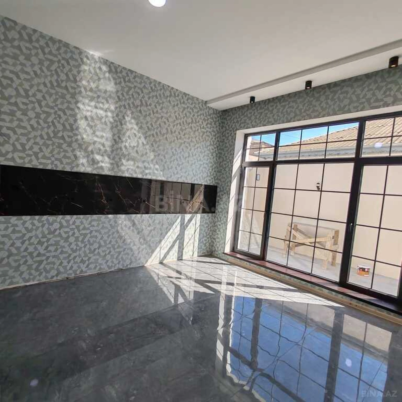 Satılır 4 otaqlı həyət evi 180 m²