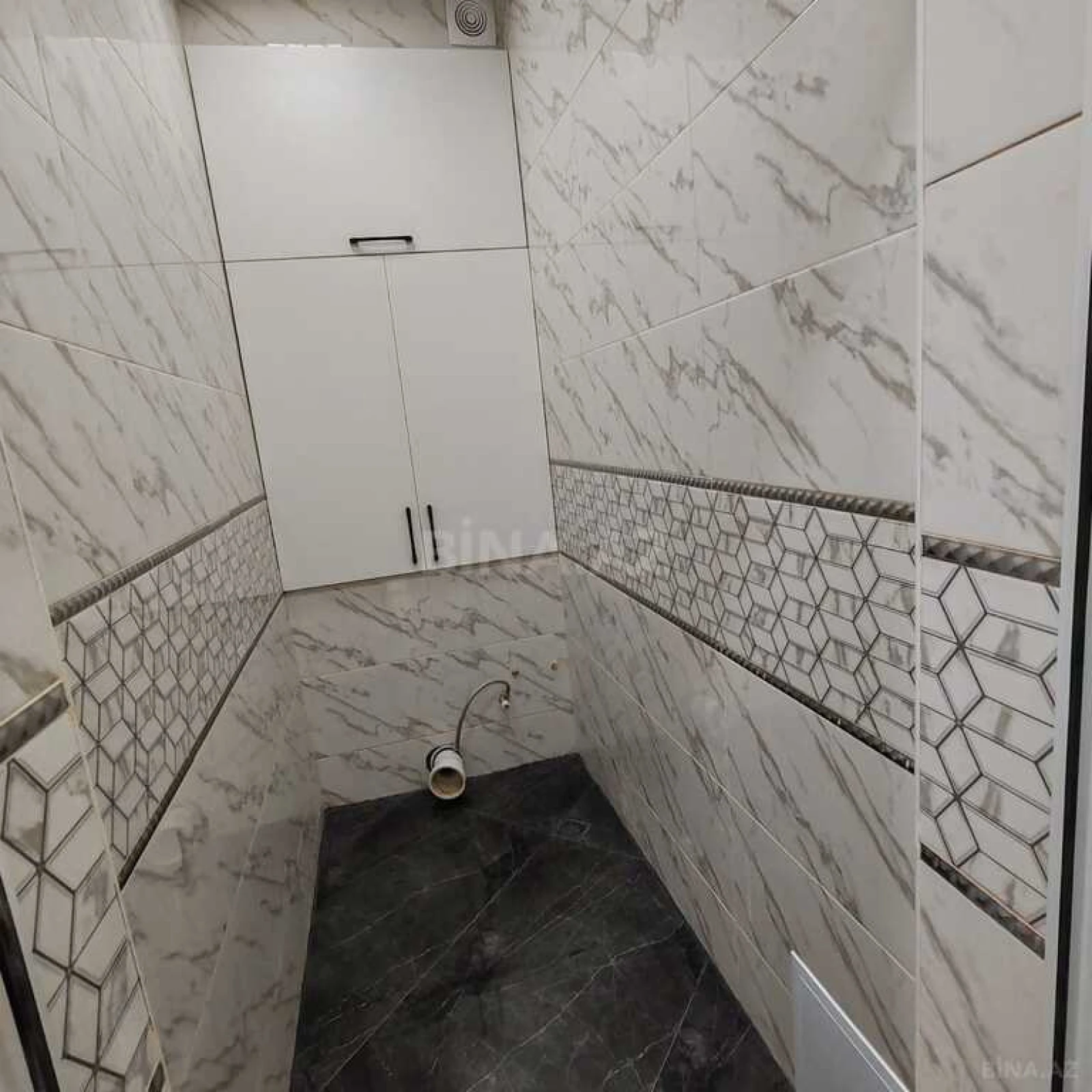 Satılır 4 otaqlı həyət evi 180 m²