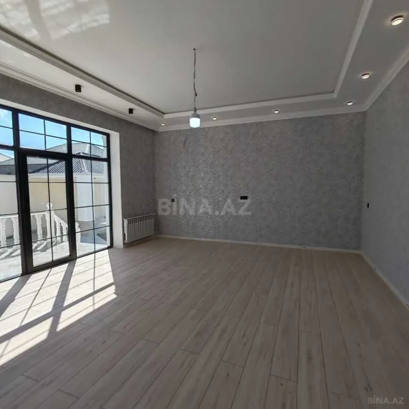 Satılır 4 otaqlı həyət evi 180 m²