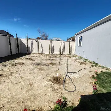 Satılır 4 otaqlı həyət evi 180 m²