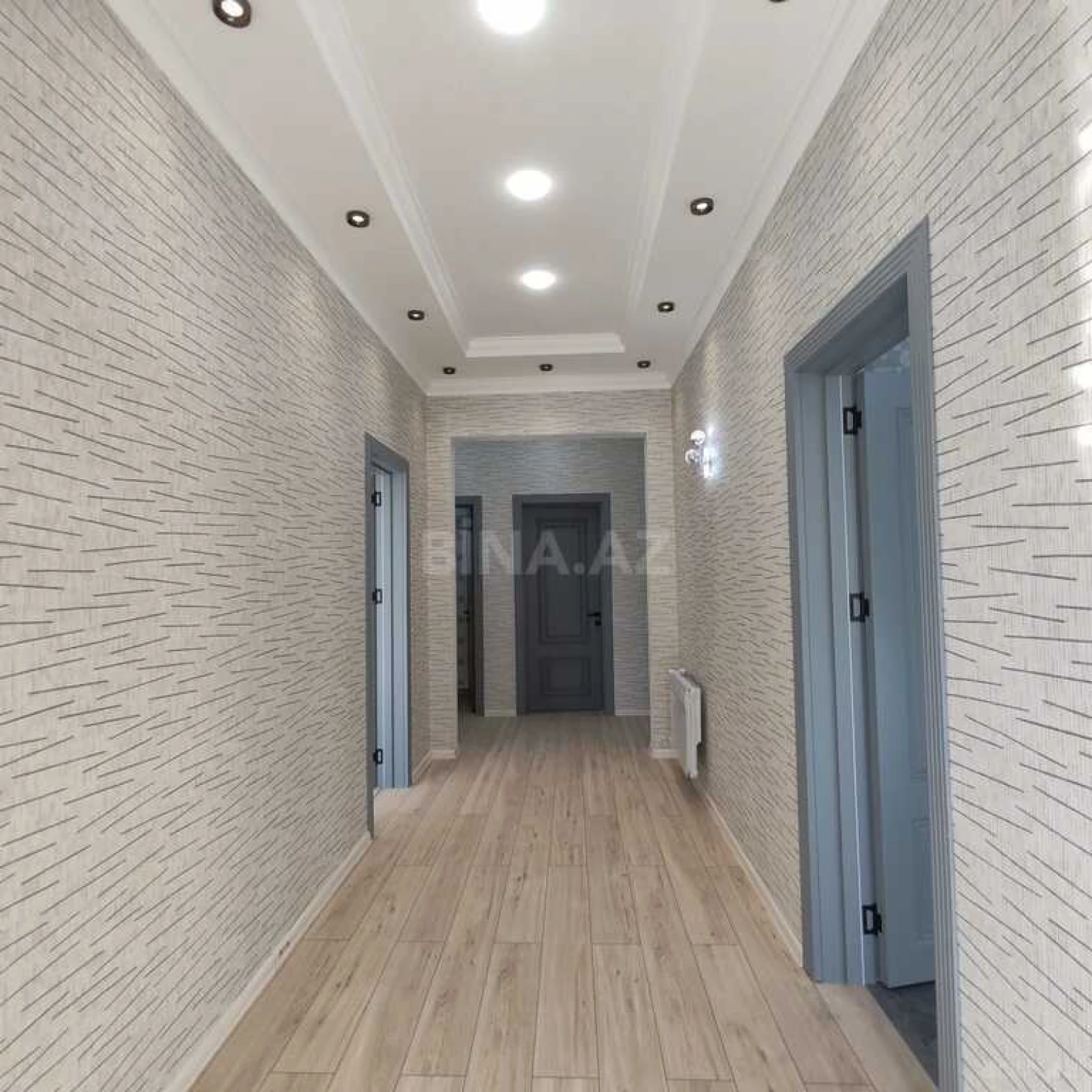 Satılır 4 otaqlı həyət evi 180 m²