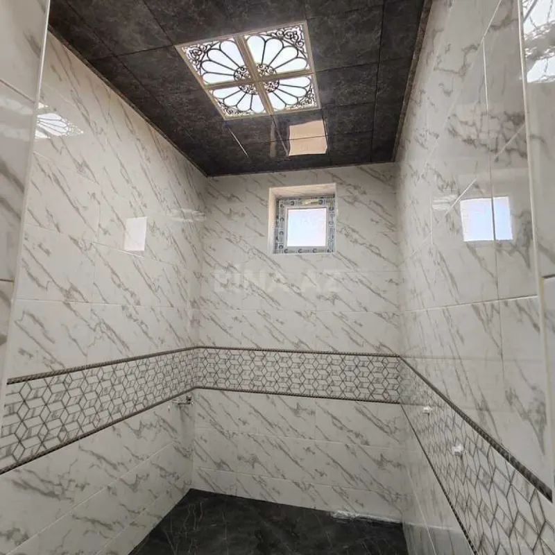 Satılır 4 otaqlı həyət evi 180 m²