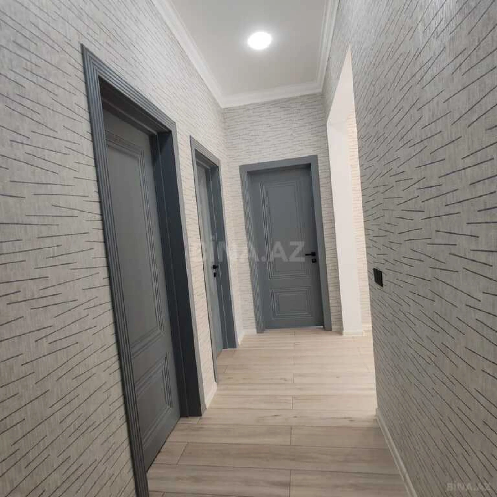 Satılır 4 otaqlı həyət evi 180 m²