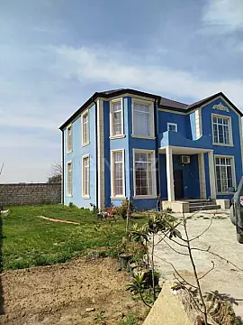 Satılır 5 otaqlı həyət evi 220 m²