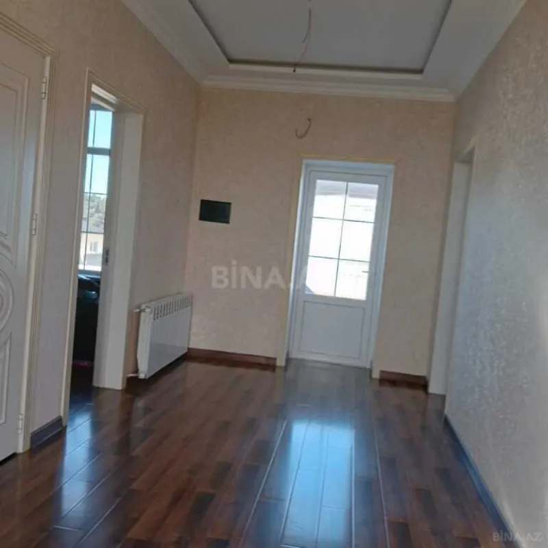 Satılır 5 otaqlı həyət evi 220 m²