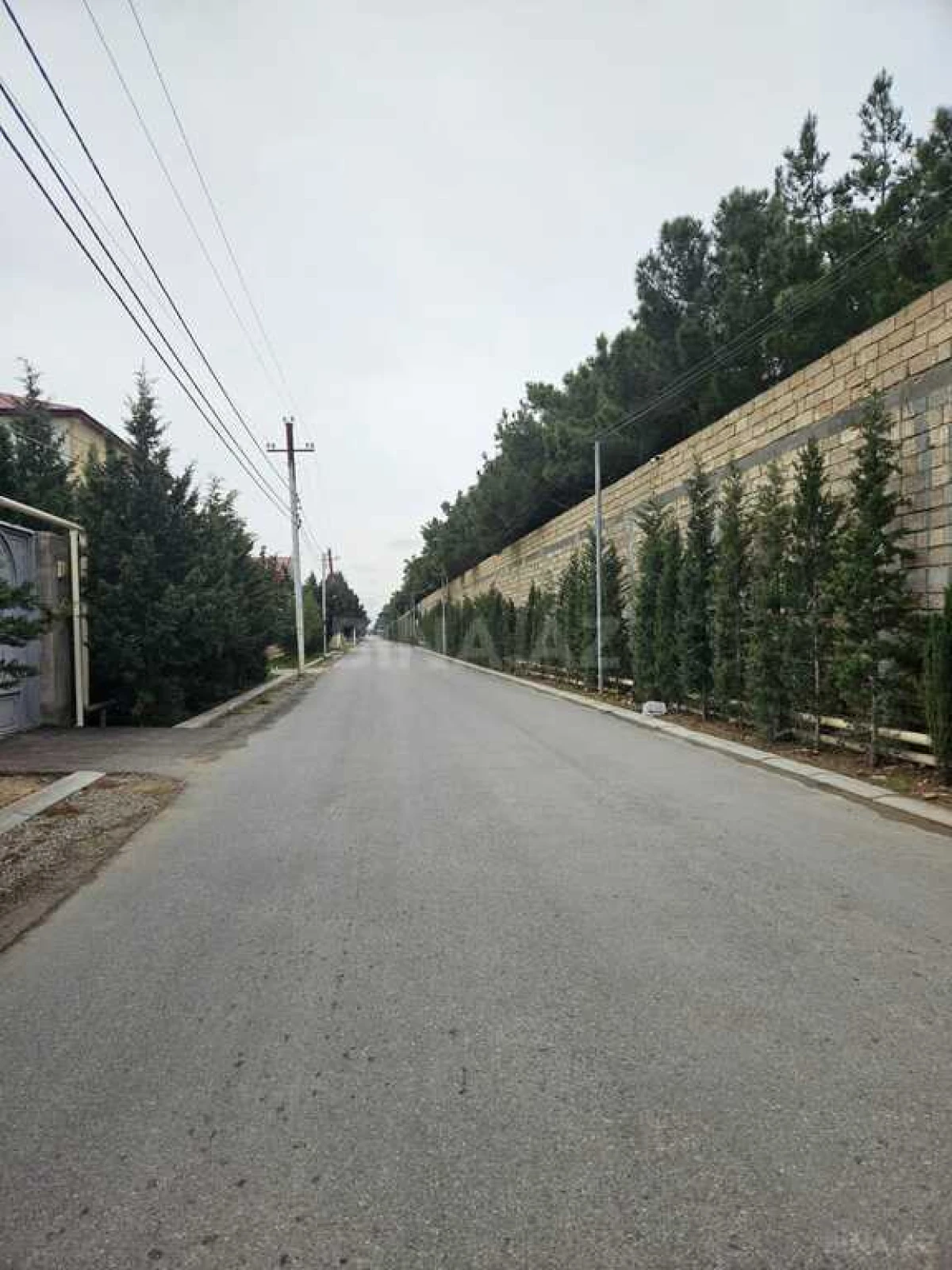 Satılır 7 otaqlı həyət evi 350 m²