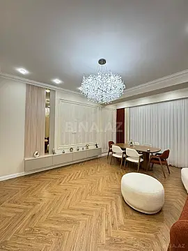 Satılır 3 otaqlı mənzil 120 m²