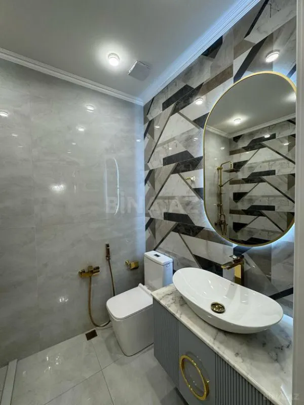 Satılır 3 otaqlı mənzil 120 m²