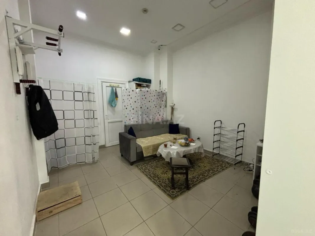 Satılır obyekt 130 m²