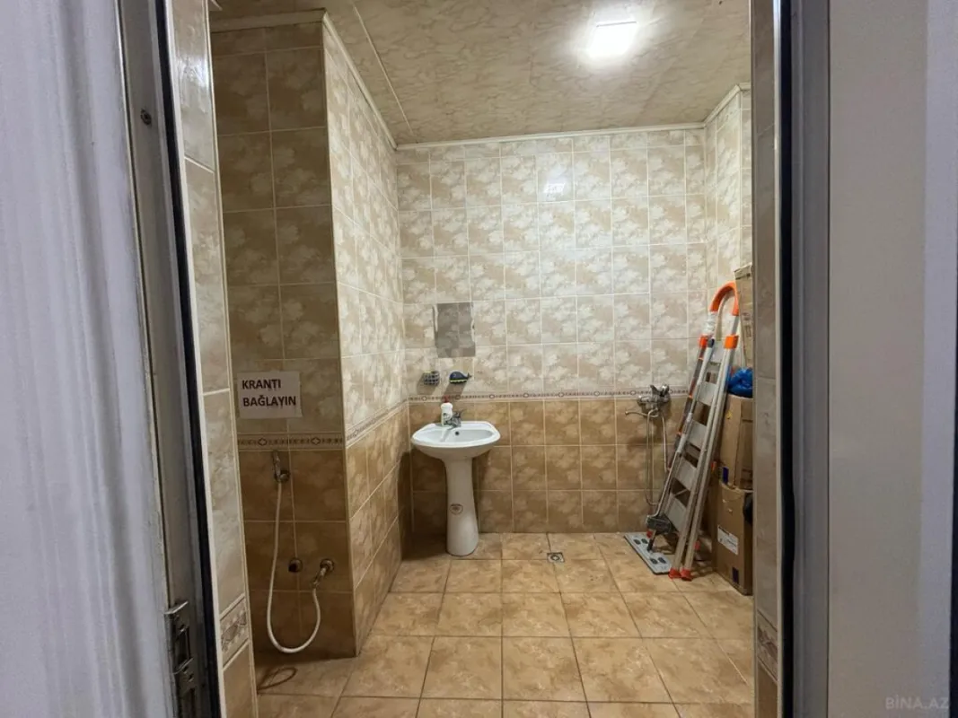 Satılır obyekt 130 m²