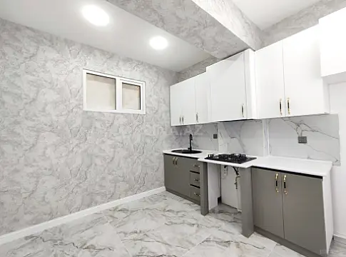 Satılır 2 otaqlı mənzil 69.5 m²