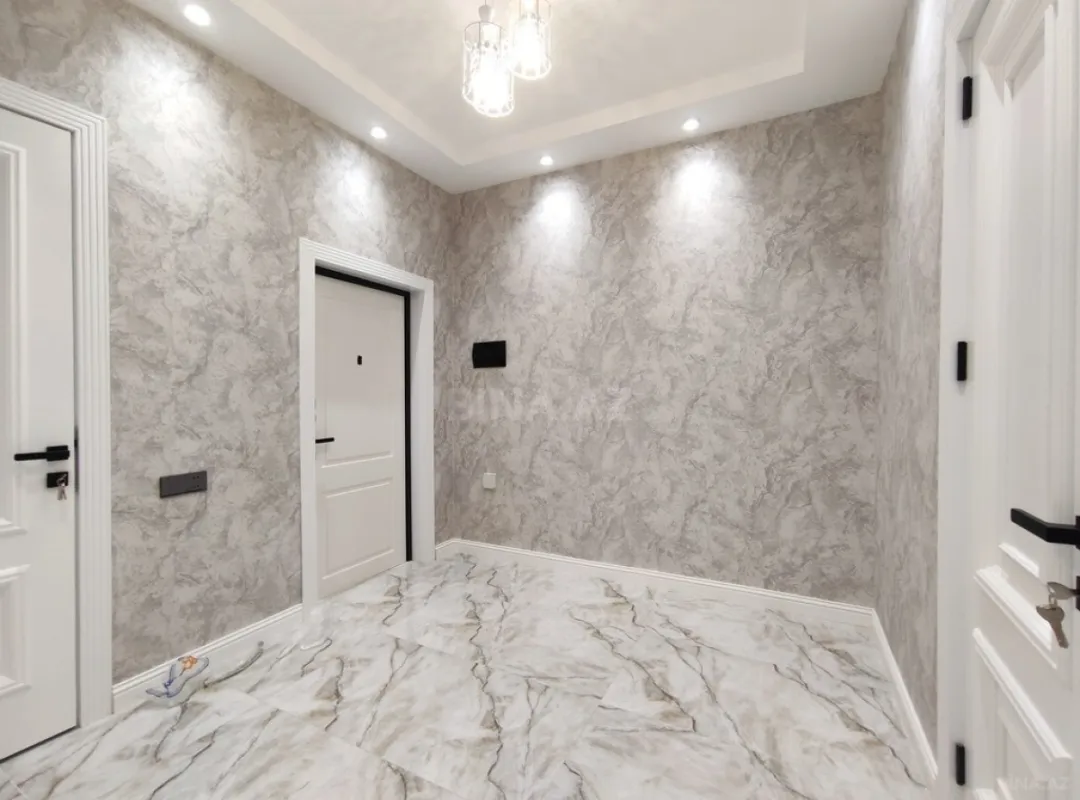 Satılır 2 otaqlı mənzil 69.5 m²
