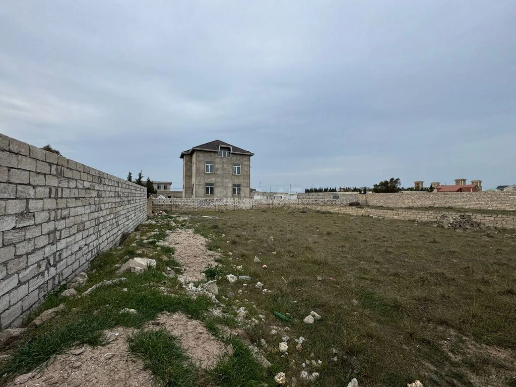 Satılır torpaq sahəsi 6 m²