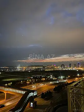 Kirayə verilir 4 otaqlı mənzil 168 m²