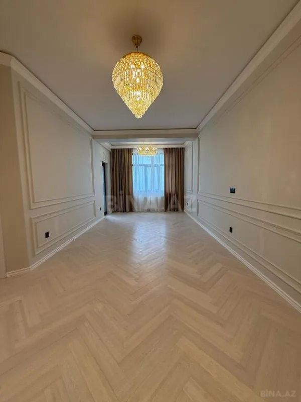 Satılır 2 otaqlı mənzil 77.2 m²