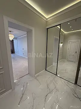 Satılır 2 otaqlı mənzil 77.2 m²