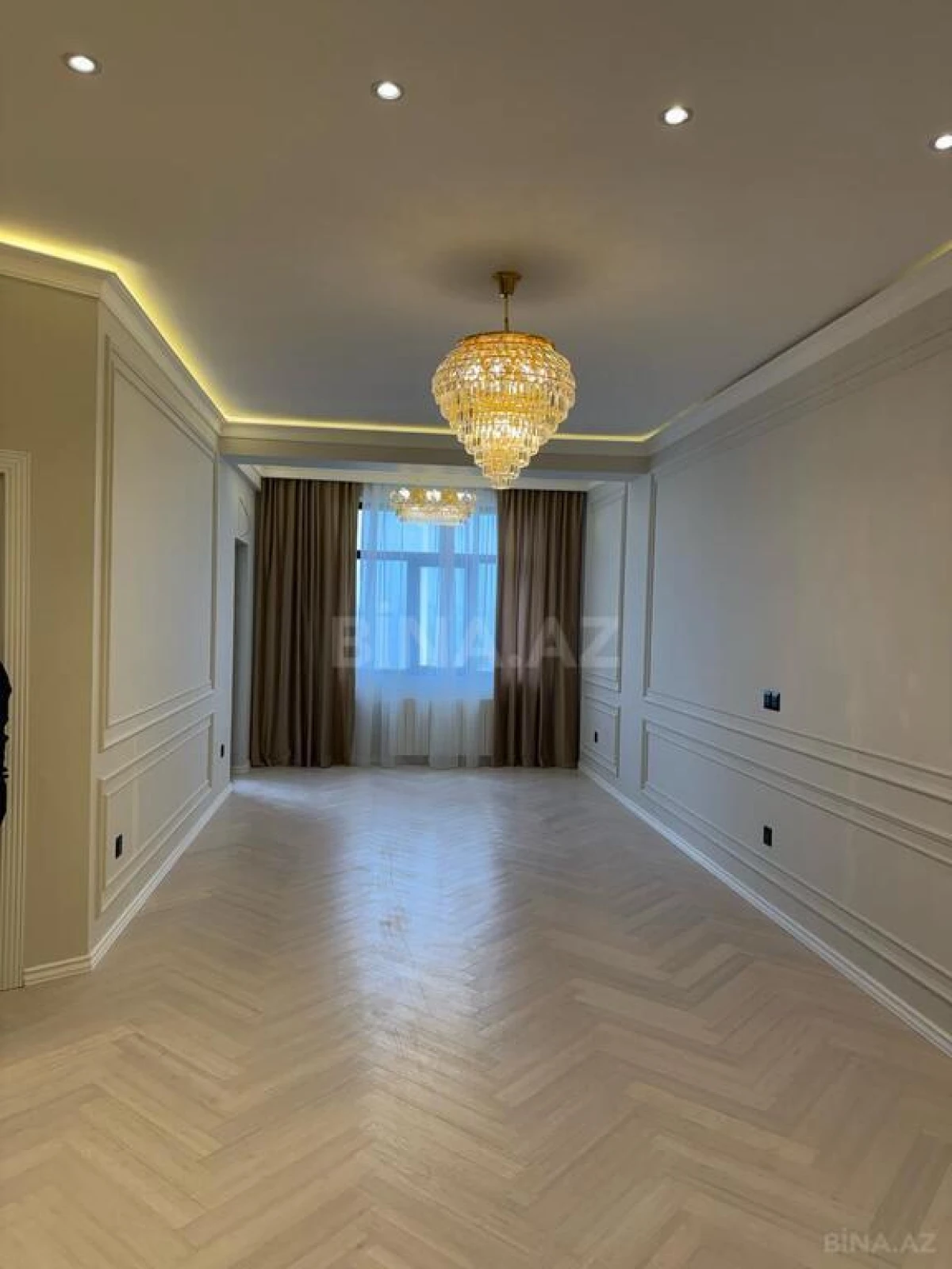 Satılır 2 otaqlı mənzil 77.2 m²