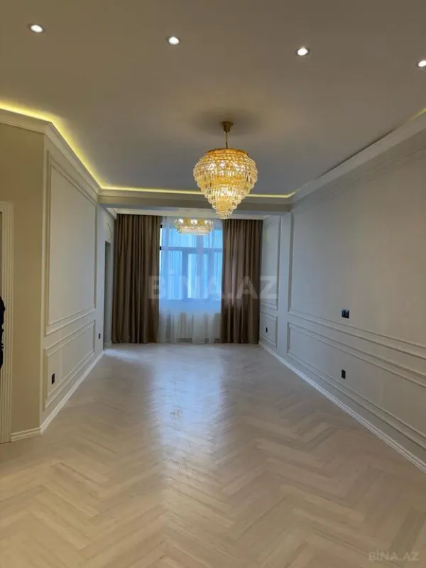 Satılır 2 otaqlı mənzil 77.2 m²