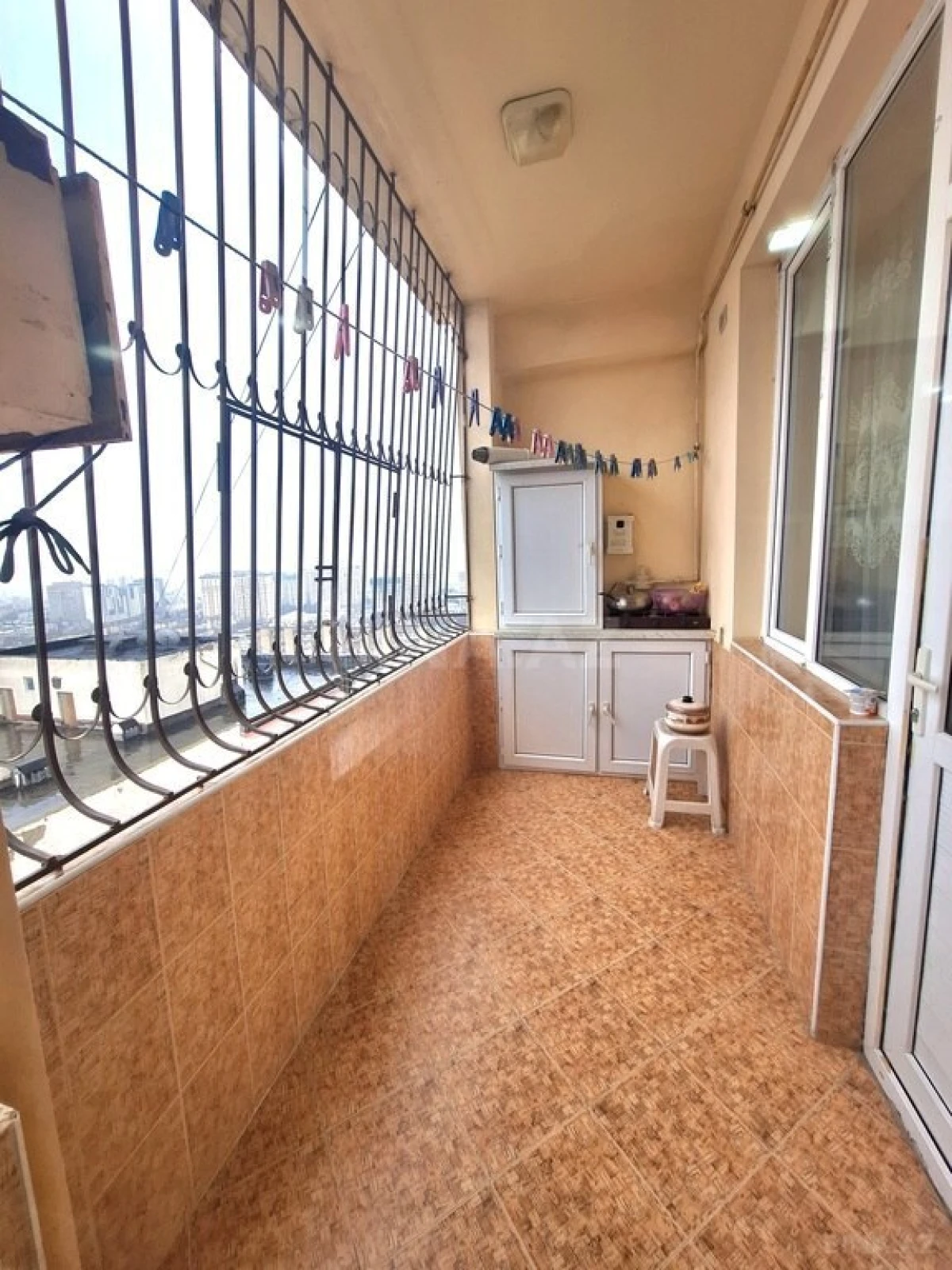 Satılır 3 otaqlı mənzil 107 m²