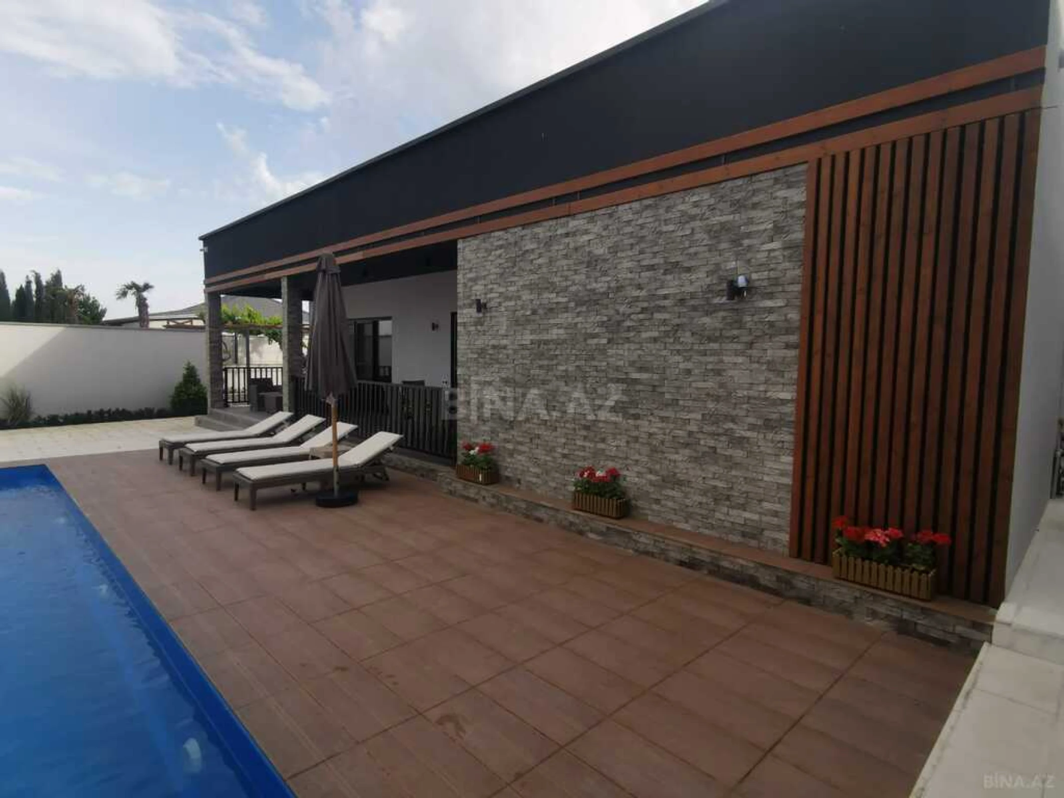 Kirayə verilir 5 otaqlı həyət evi 180 m²