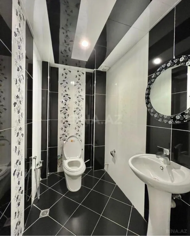 Satılır 3 otaqlı mənzil 140 m²