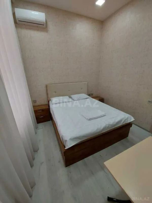 Satılır obyekt 240 m²