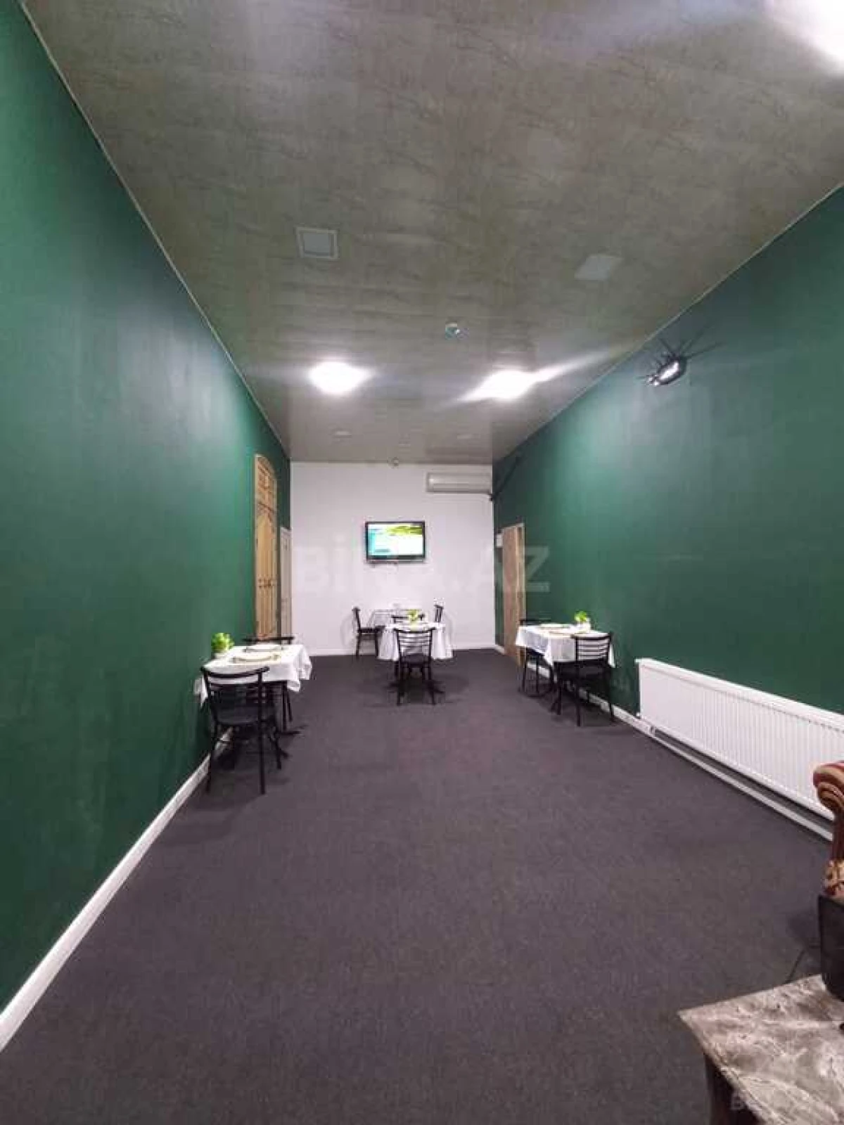 Satılır obyekt 240 m²