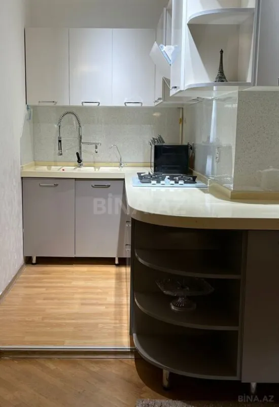 Satılır 2 otaqlı mənzil 70 m²