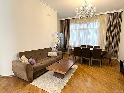 Satılır 2 otaqlı mənzil 70 m²