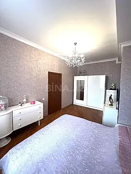 Satılır 2 otaqlı mənzil 70 m²