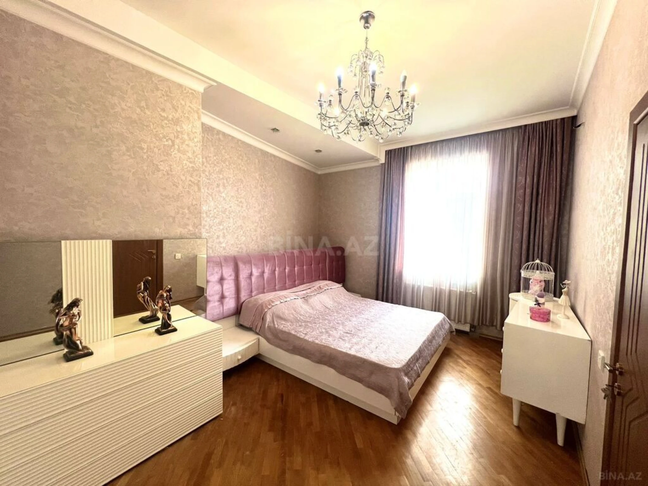 Satılır 2 otaqlı mənzil 70 m²
