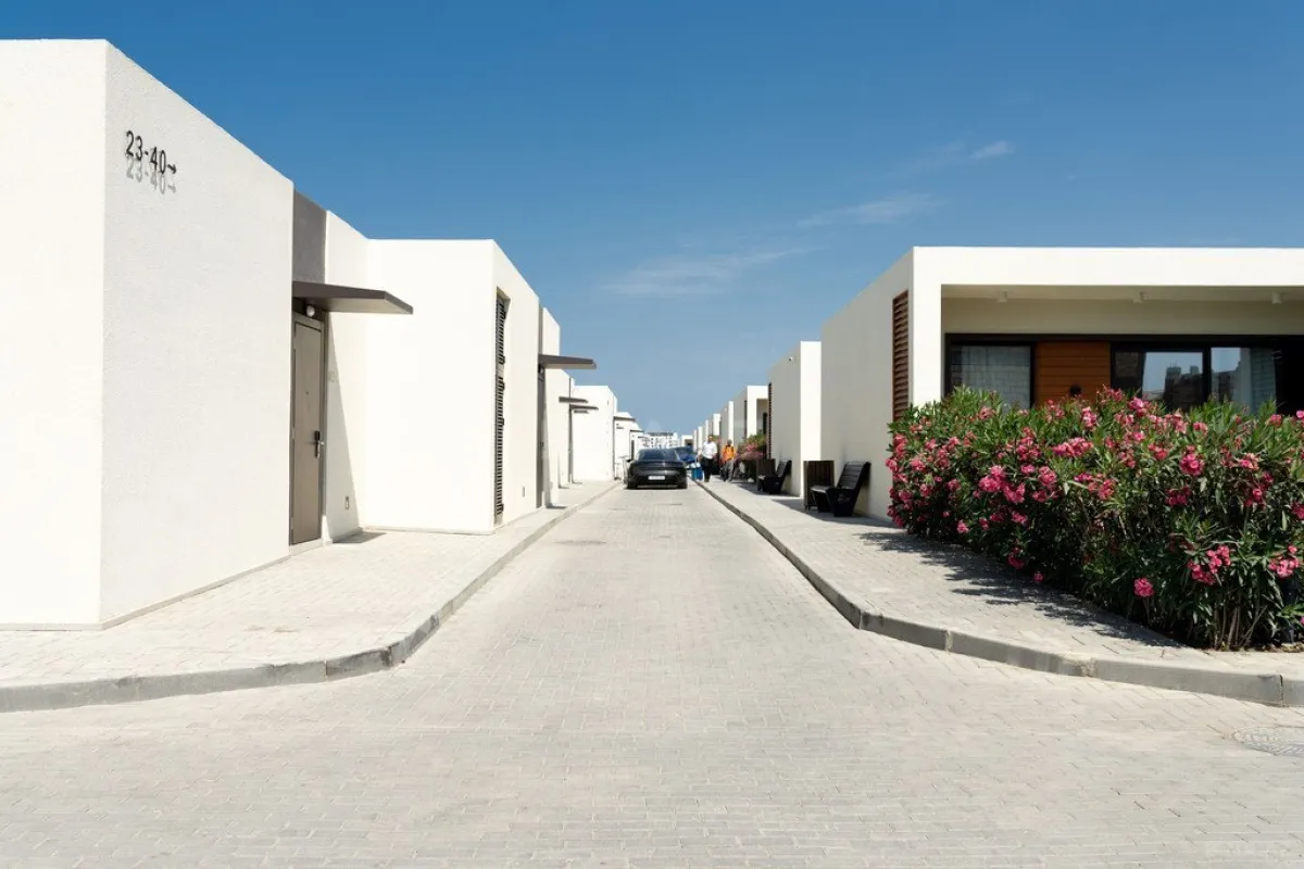 Satılır 2 otaqlı mənzil 79 m²