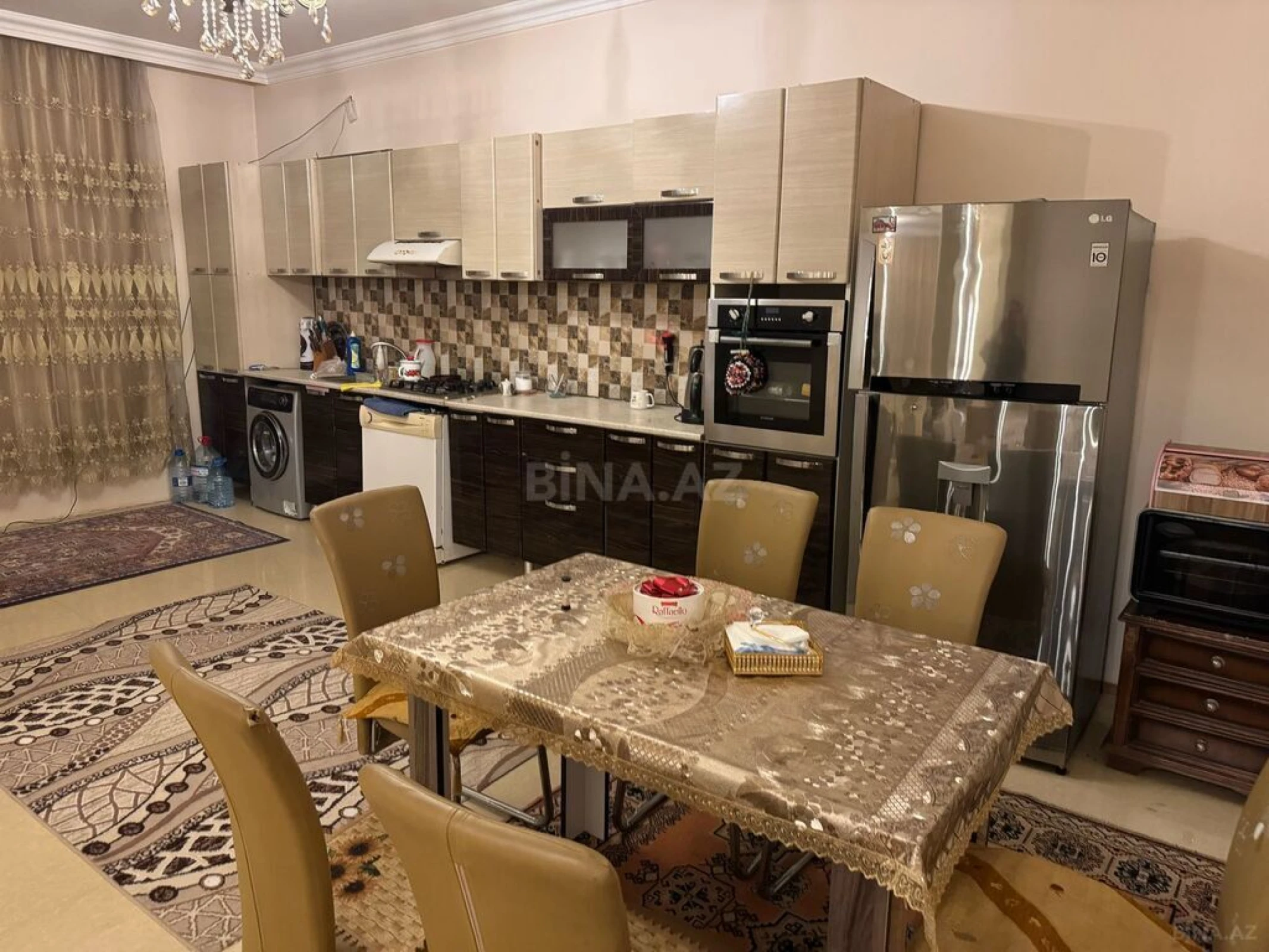 Satılır 5 otaqlı həyət evi 360 m²
