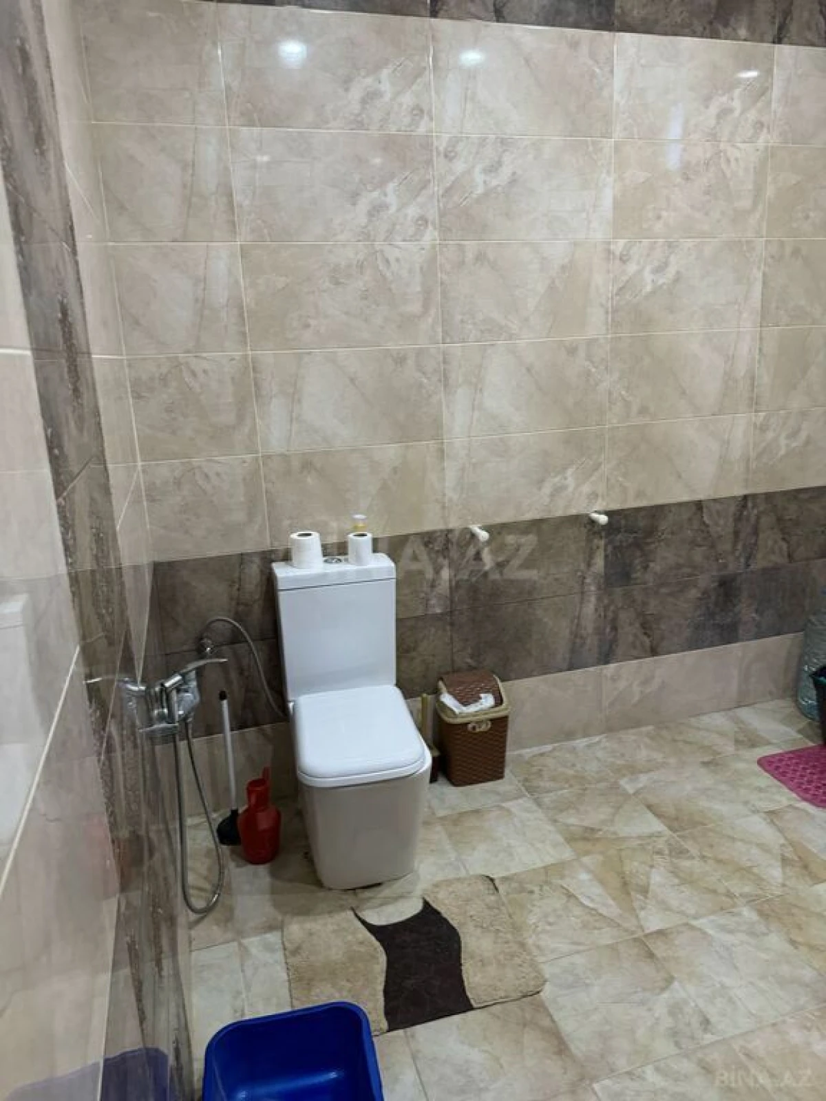 Satılır 5 otaqlı həyət evi 360 m²