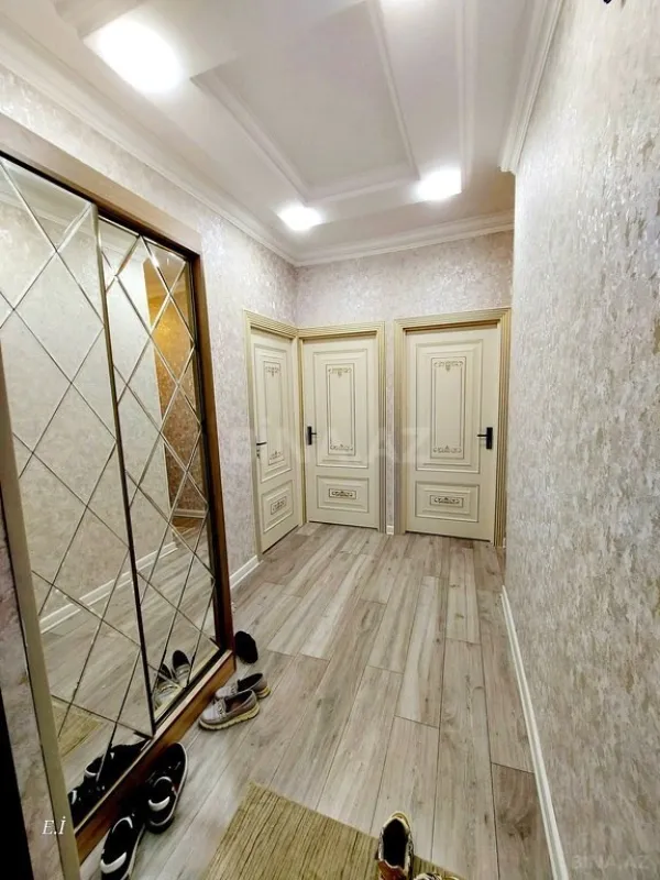 Satılır 3 otaqlı mənzil 75 m²