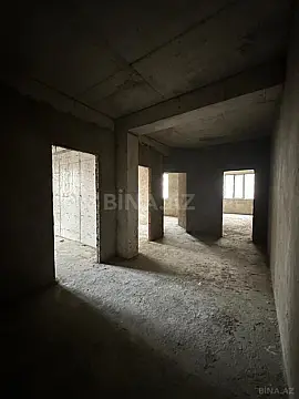 Satılır 4 otaqlı mənzil 166 m²