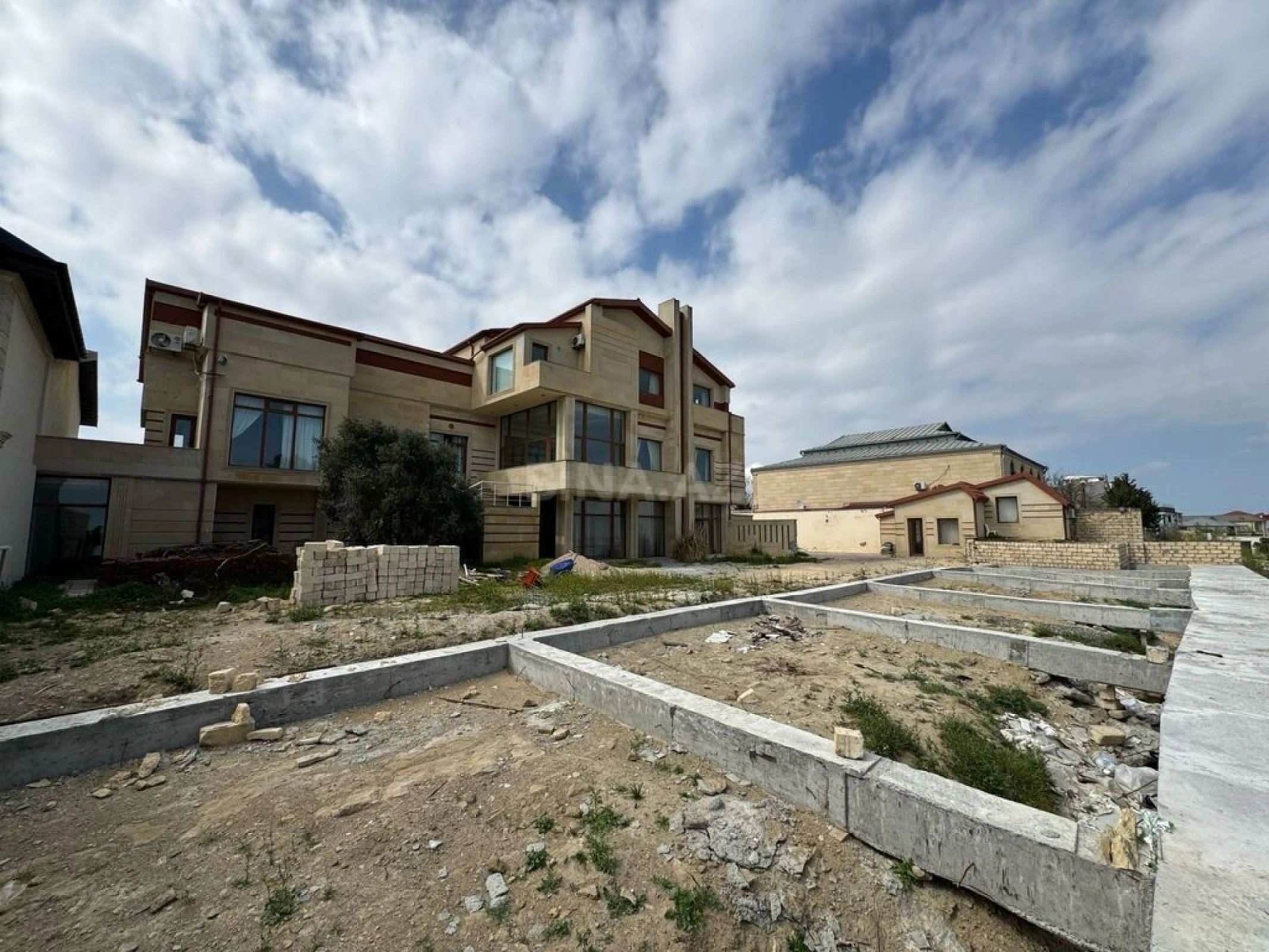 Satılır torpaq sahəsi 15 m²