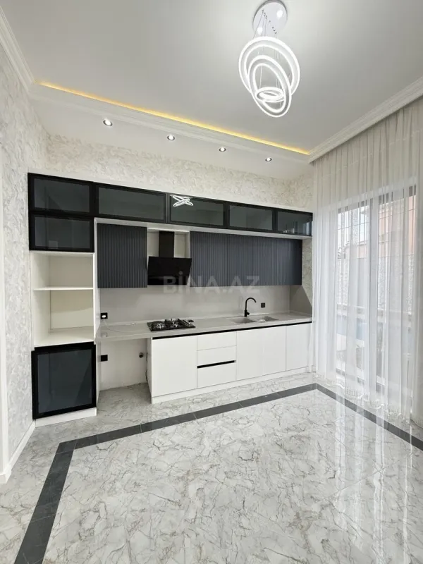 Satılır 4 otaqlı həyət evi 170 m²