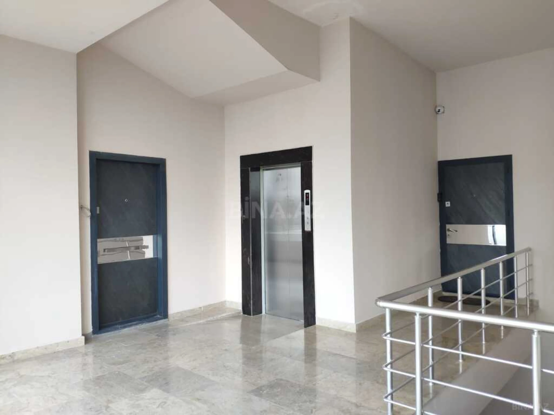Satılır obyekt 81 m²