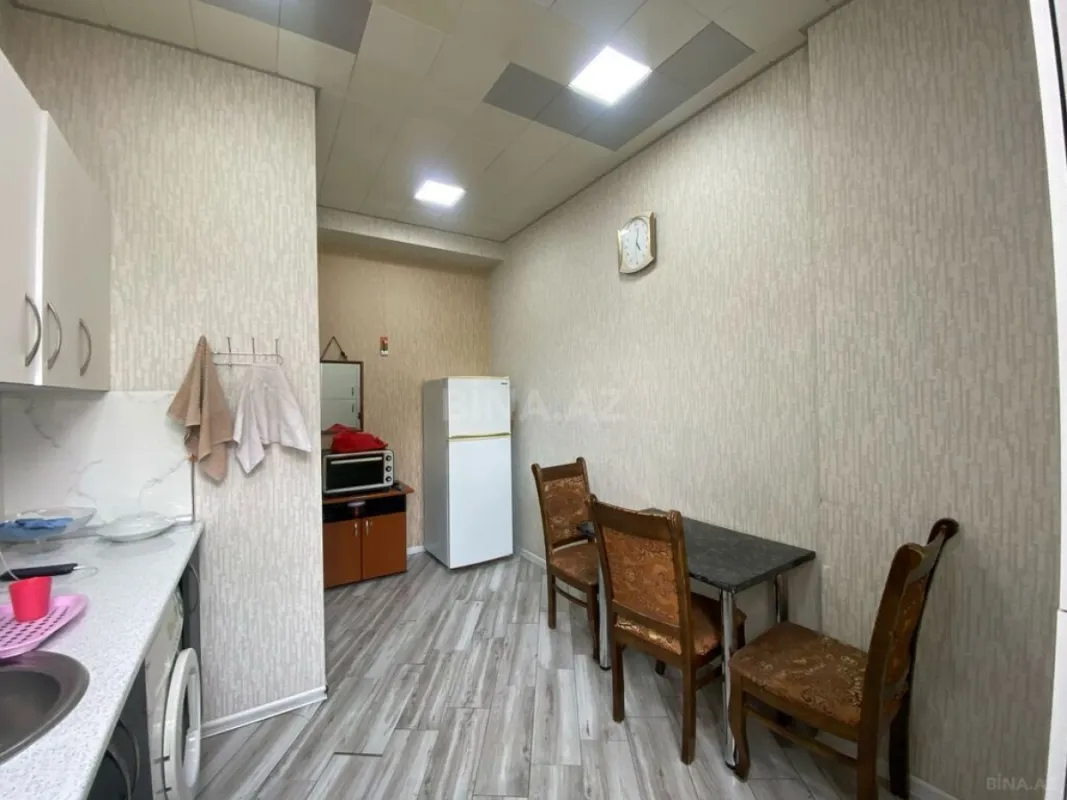 Satılır 2 otaqlı mənzil 68 m²