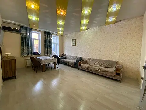 Satılır 2 otaqlı mənzil 68 m²