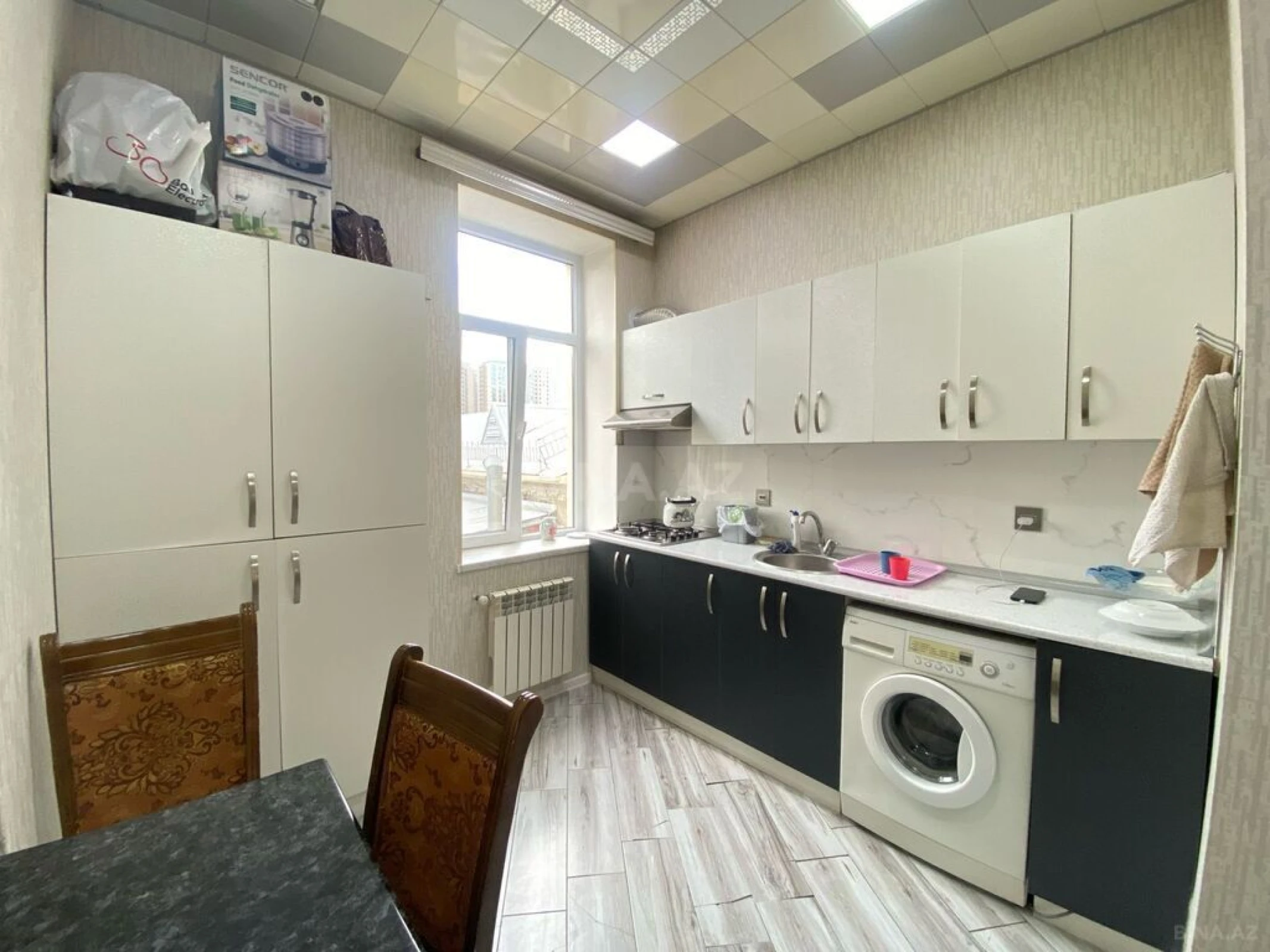 Satılır 2 otaqlı mənzil 68 m²
