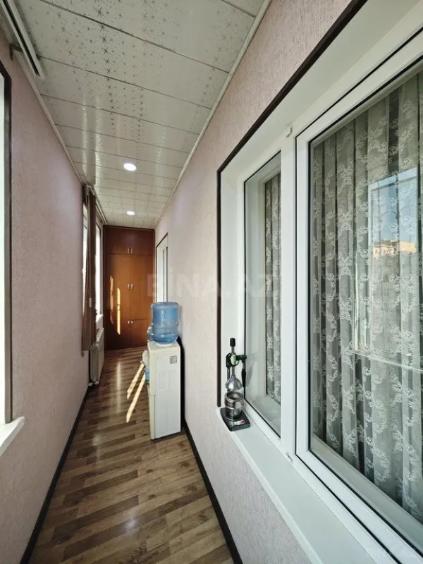 Satılır 5 otaqlı mənzil 120 m²